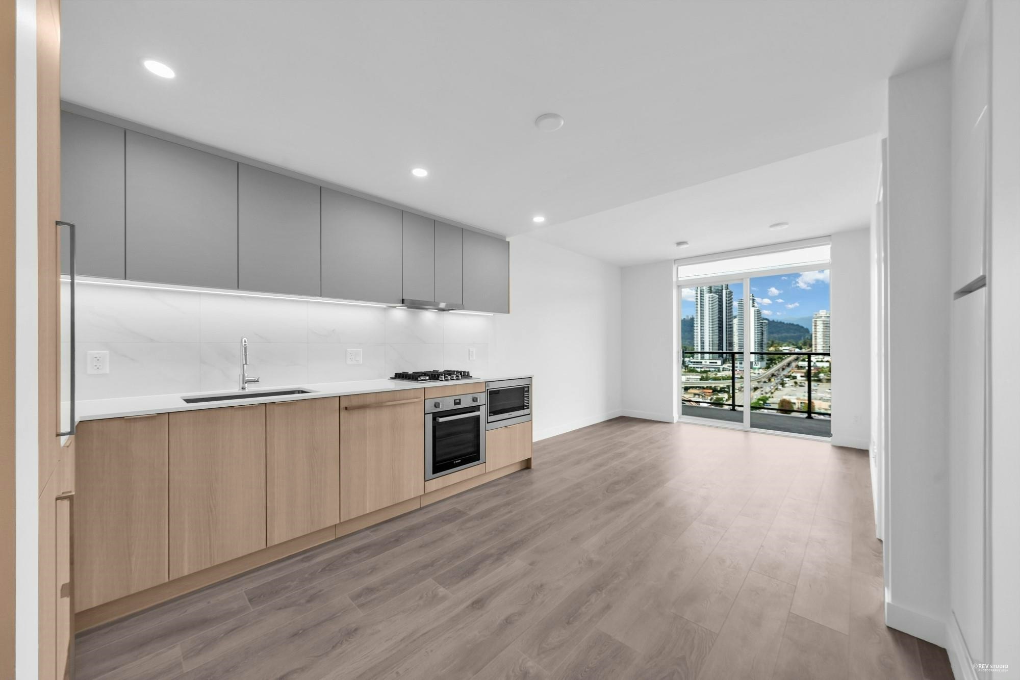 21XX-318 Alderson Avenue, Coquitlam, BC, V3K 1T2