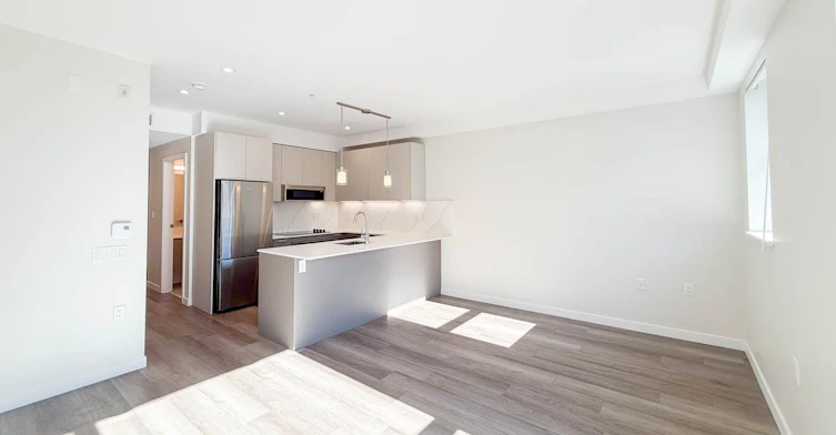 306-3588 Hull Street, Vancouver, BC, V5N 4R9 - 6