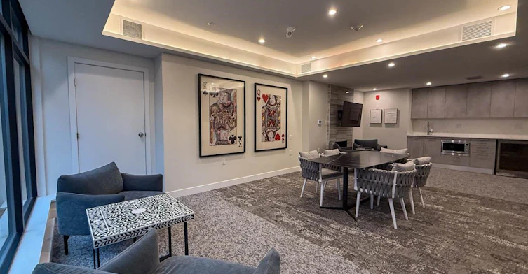 306-3588 Hull Street, Vancouver, BC, V5N 4R9 - 23