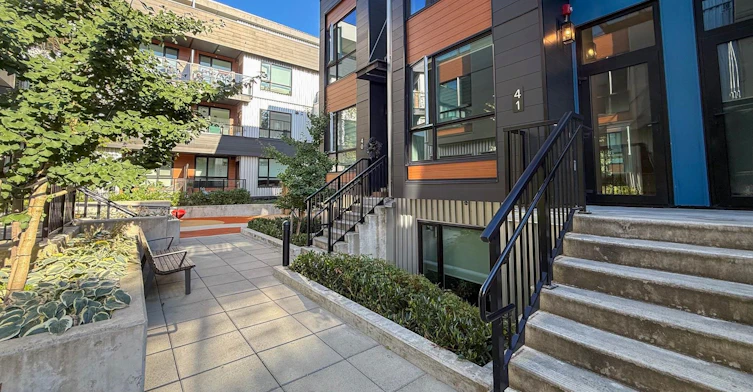 306-3588 Hull Street, Vancouver, BC, V5N 4R9 - 21