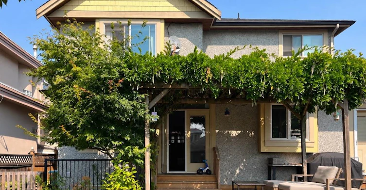 170 W 42nd Avenue, Vancouver, BC, V5Y 2T1