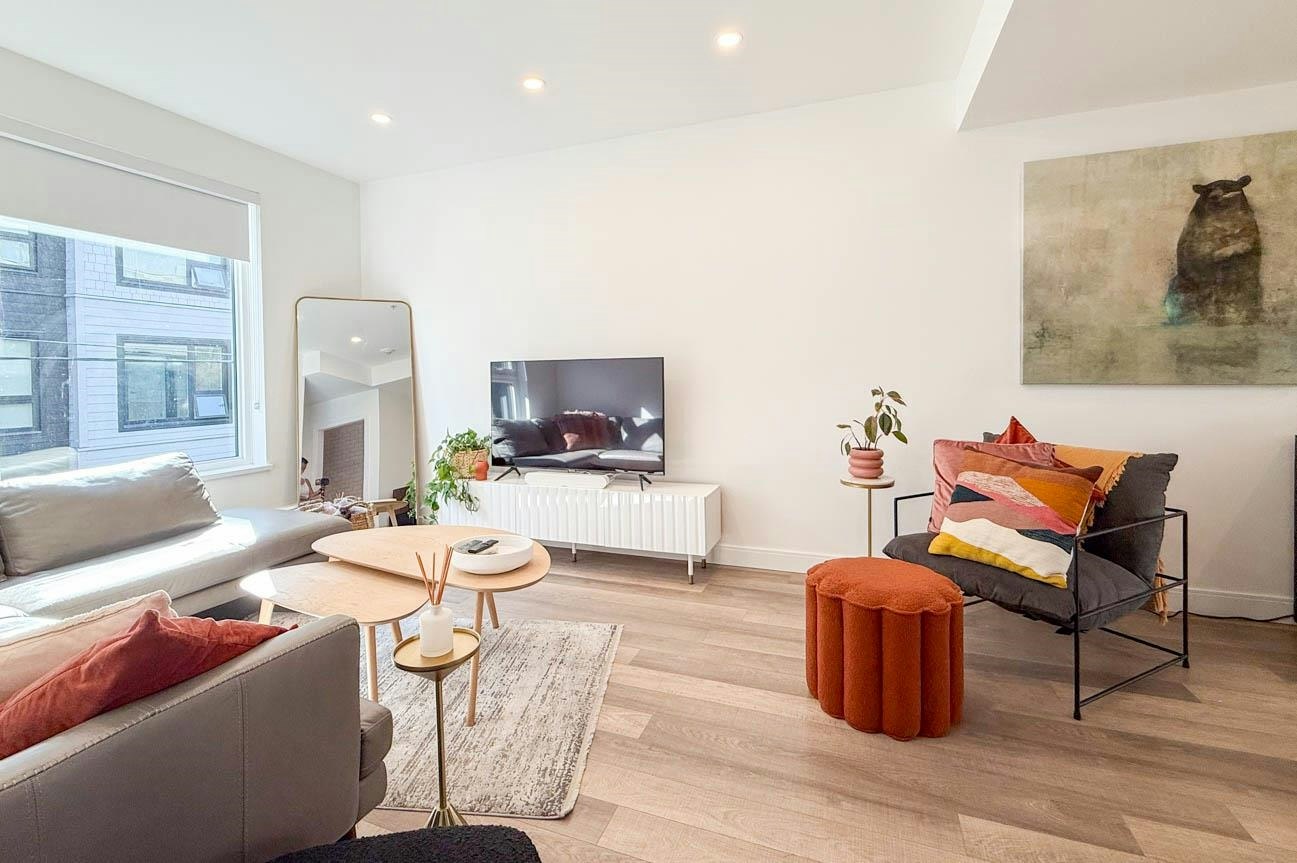 113-515 E 2nd Street, North Vancouver, BC, V7L 1E1 - 17