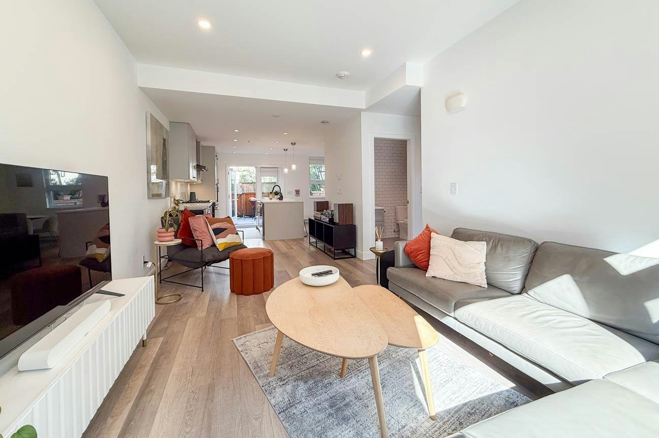 113-515 E 2nd Street, North Vancouver, BC, V7L 1E1 - 16