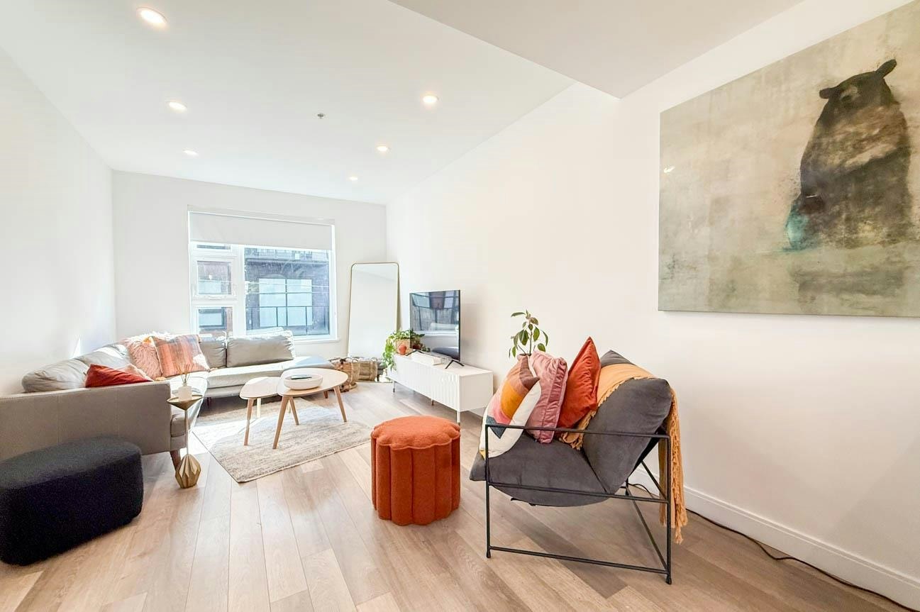 113-515 E 2nd Street, North Vancouver, BC, V7L 1E1 - 14