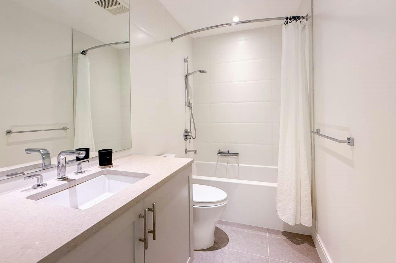 113-515 E 2nd Street, North Vancouver, BC, V7L 1E1 - 22