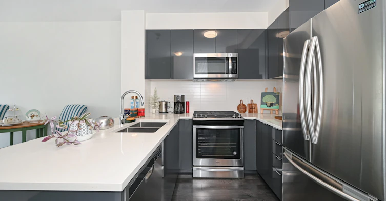 400-15138 34 Avenue, Surrey, BC, V3Z 0N7 - 15