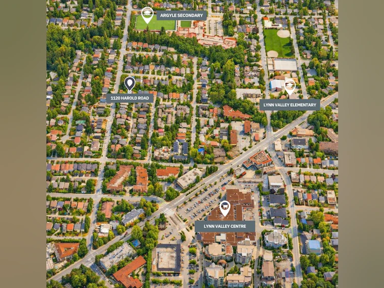 1120 Harold Road, North Vancouver, BC, V7K 1G3 - 2