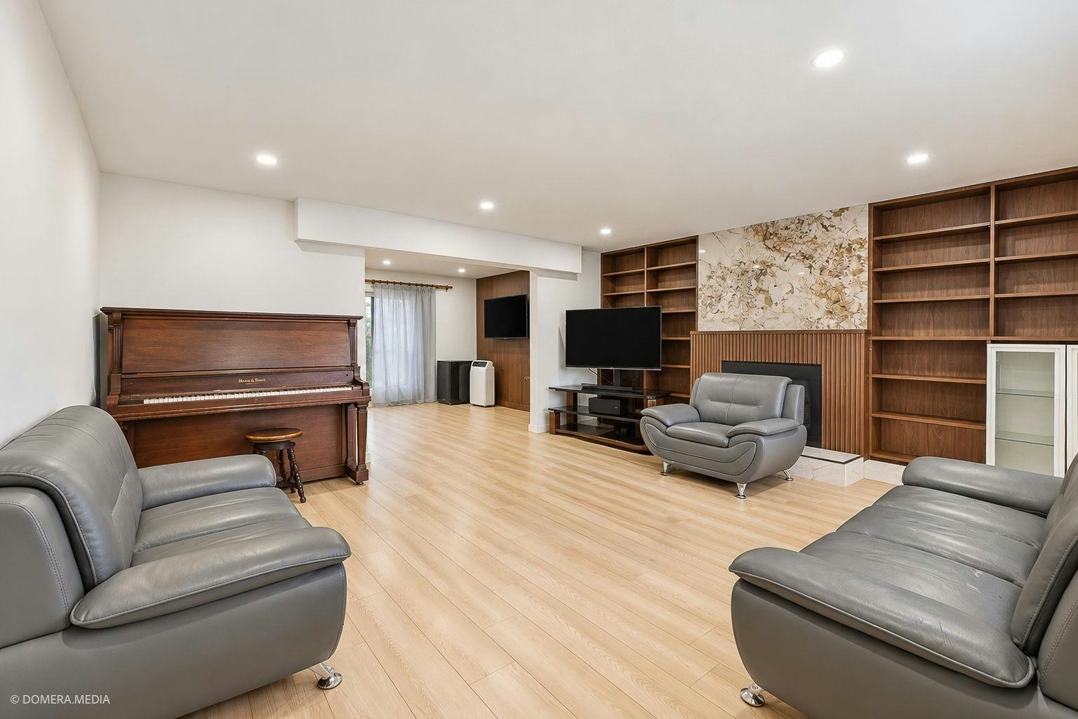 2129 Bowler Drive, Surrey, BC, V4A 4V8