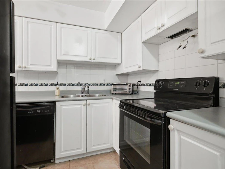 404-1723 Frances Street, Vancouver, BC, V5L 1Z5 - 8