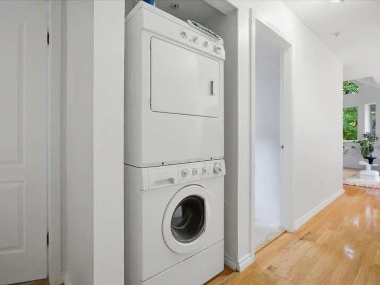 404-1723 Frances Street, Vancouver, BC, V5L 1Z5 - 17
