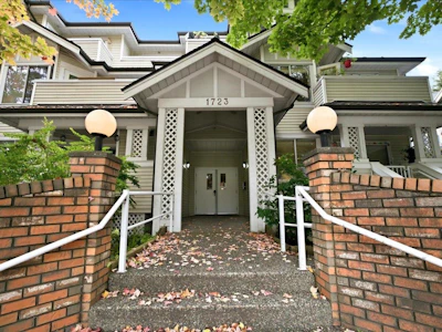 404-1723 Frances Street - 2