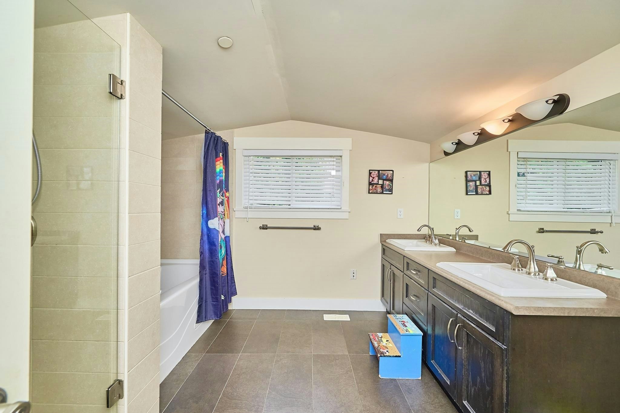 21673 River Road, Maple Ridge, BC, V2X 2B8 - 18