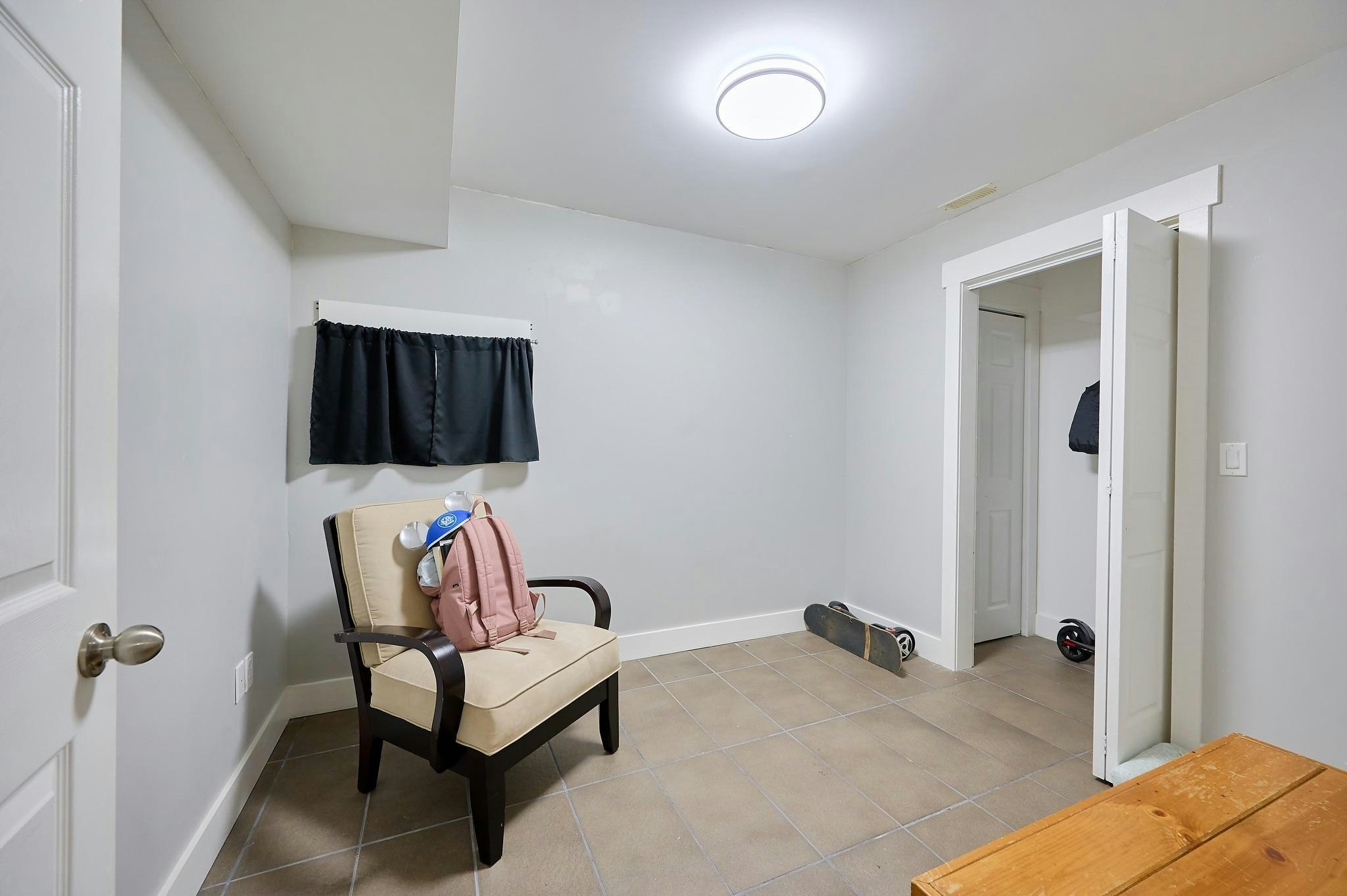 21673 River Road, Maple Ridge, BC, V2X 2B8 - 12