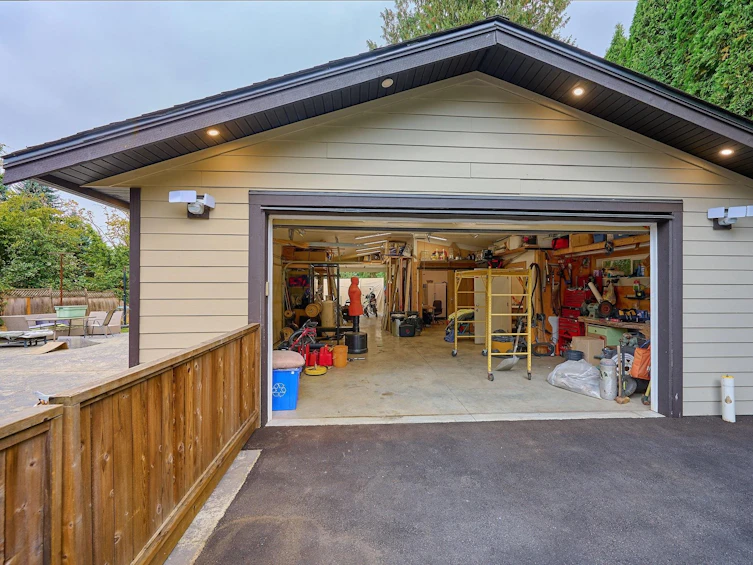 21673 River Road, Maple Ridge, BC, V2X 2B8 - 9