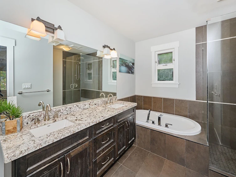 21673 River Road, Maple Ridge, BC, V2X 2B8 - 23