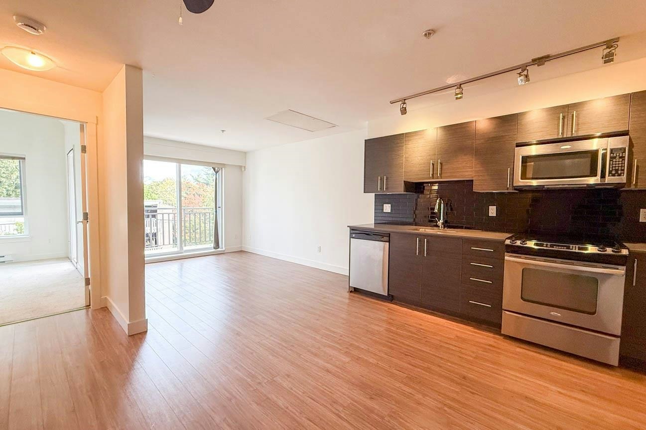 302-1533 E 8th Avenue, Vancouver, BC, V5N 0A4 - 6