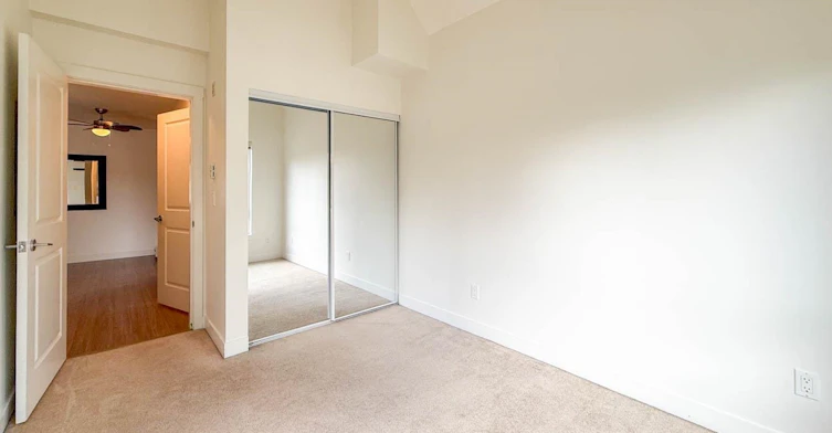 302-1533 E 8th Avenue, Vancouver, BC, V5N 0A4 - 13