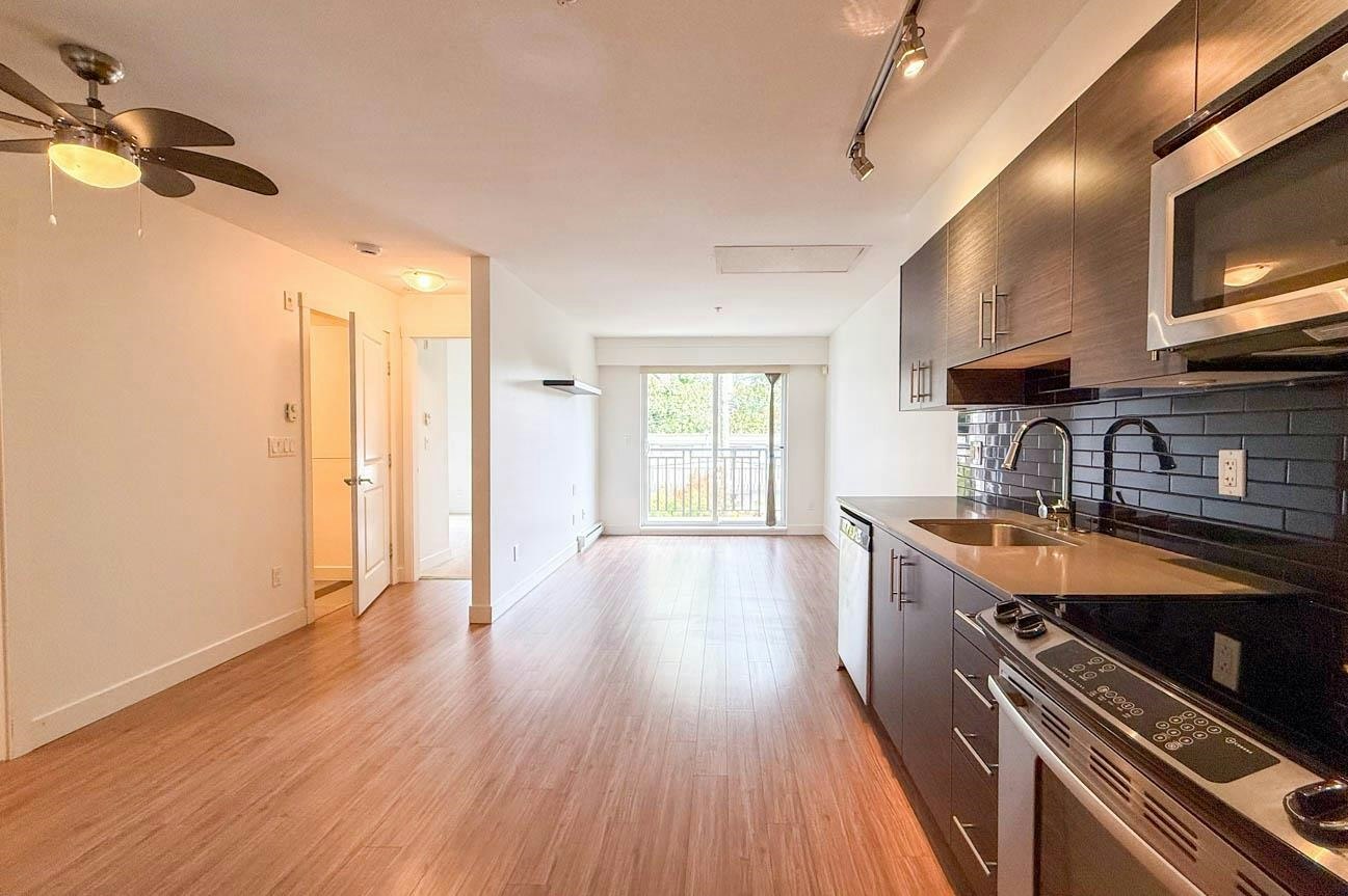 302-1533 E 8th Avenue, Vancouver, BC, V5N 0A4