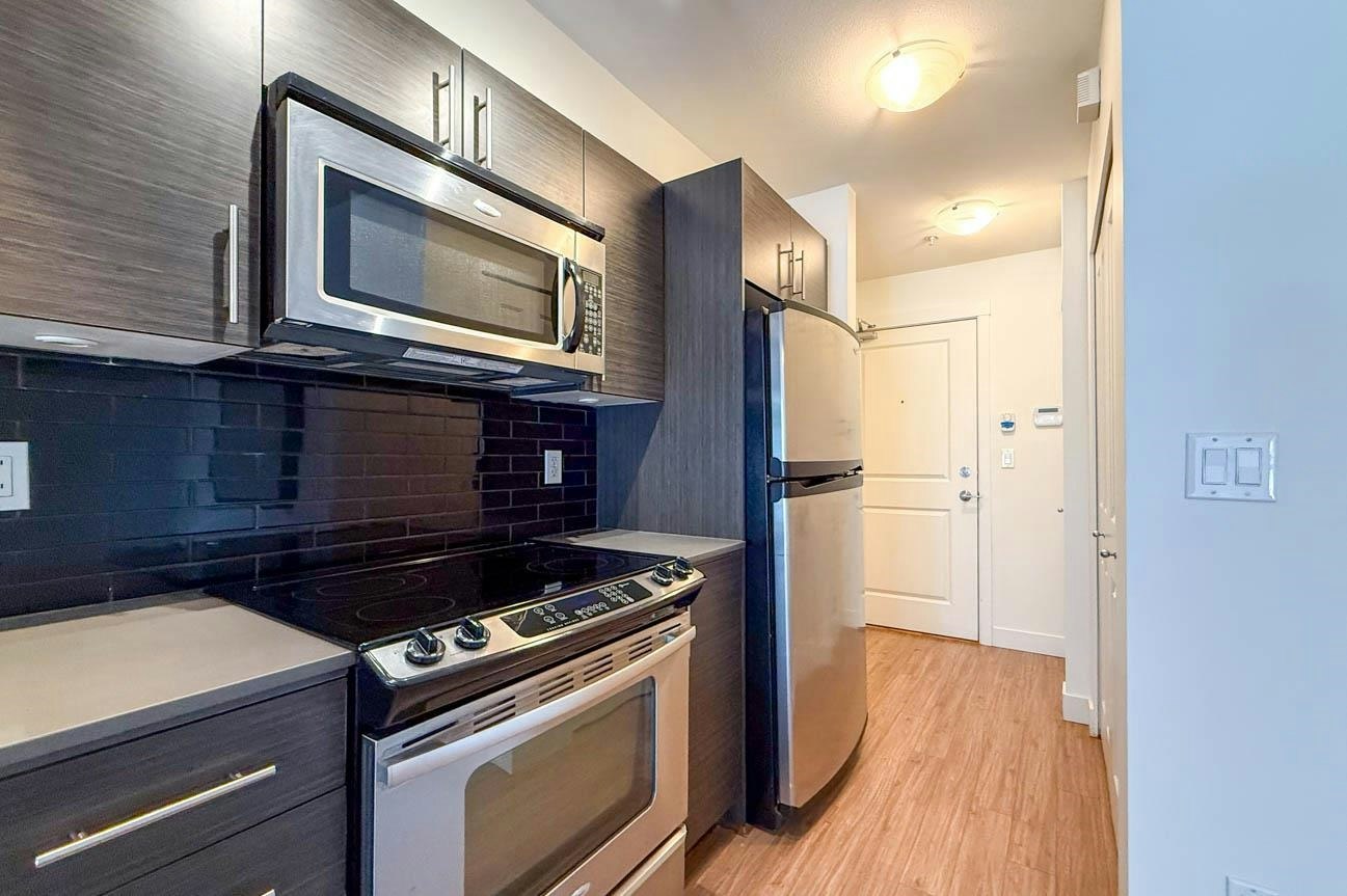 302-1533 E 8th Avenue, Vancouver, BC, V5N 0A4 - 3