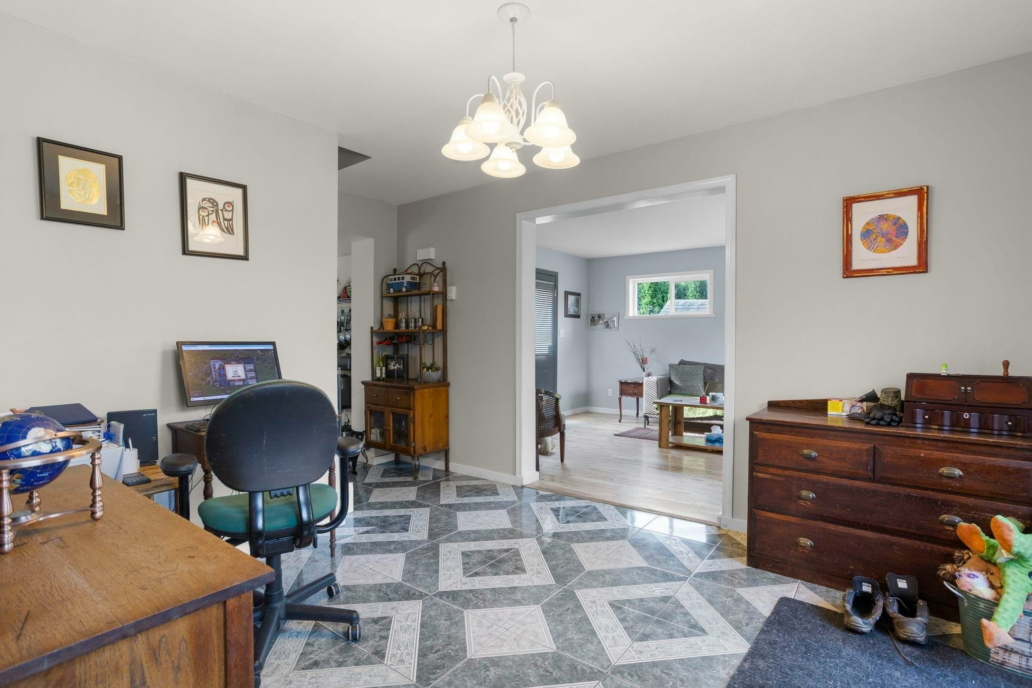 33861 Prentis Avenue, Mission, BC, V2V 2J7 - 11