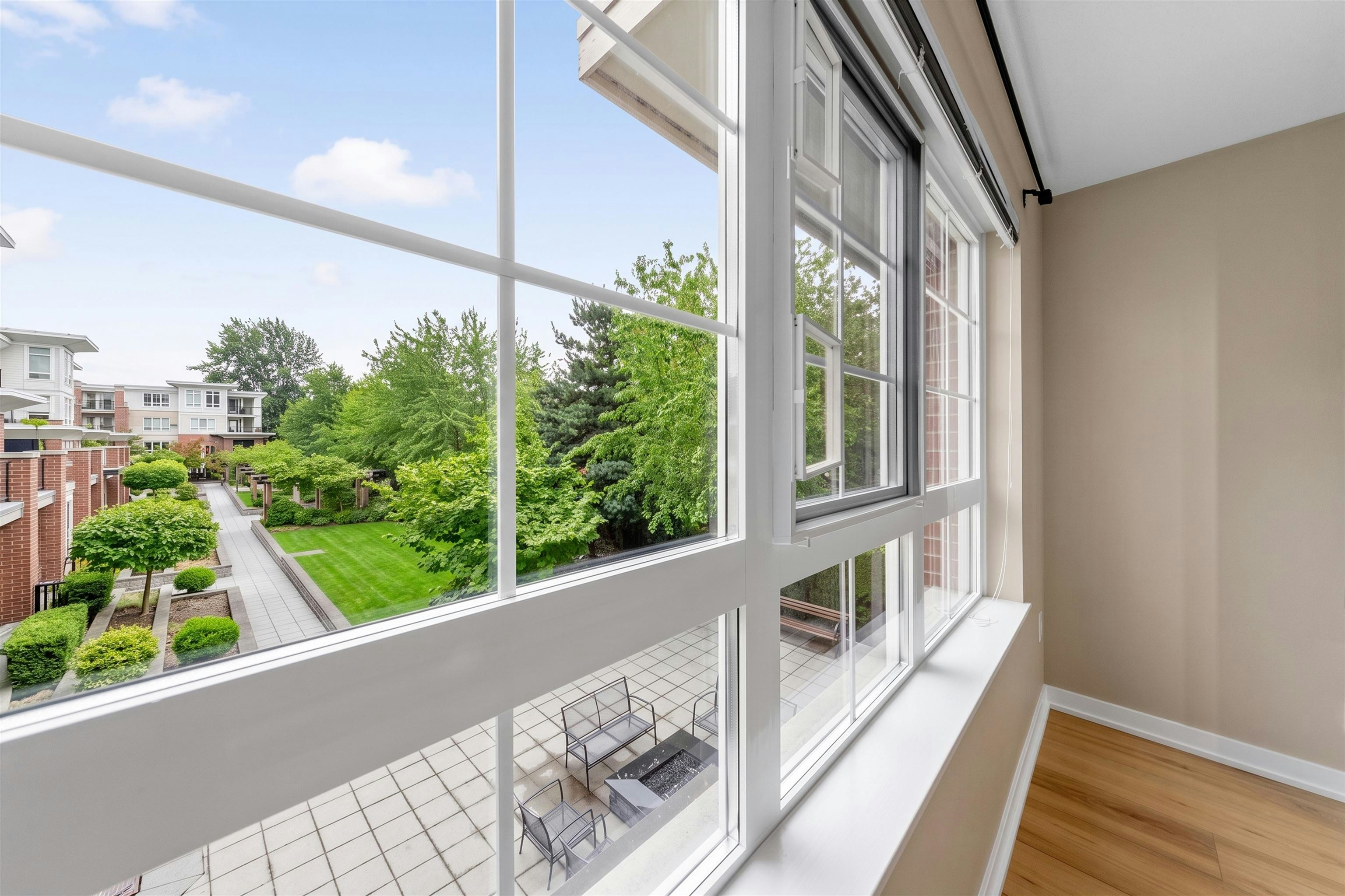 205-2940 King George Boulevard, Surrey, BC, V4P 1A2 - 10