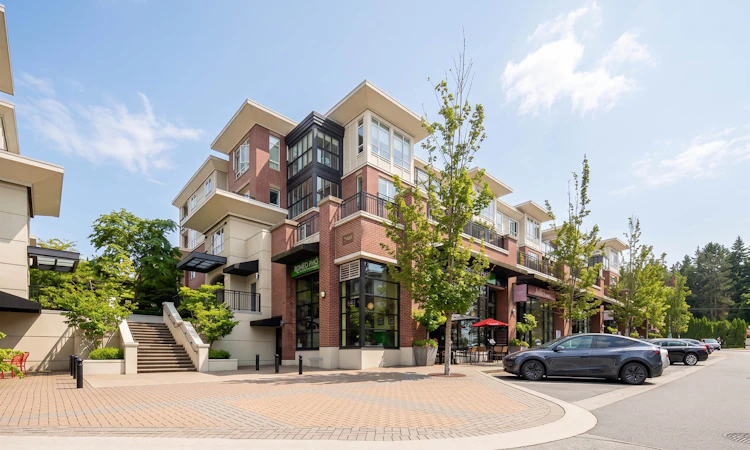 205-2940 King George Boulevard