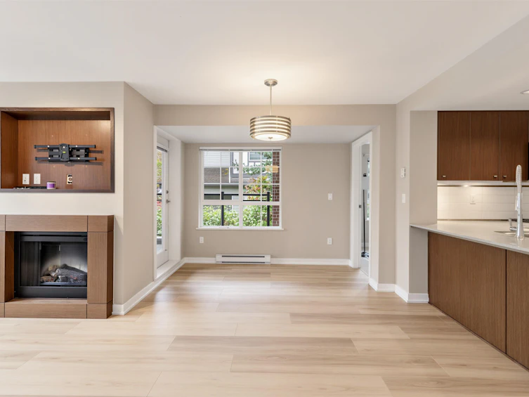 205-2940 King George Boulevard, Surrey, BC, V4P 1A2 - 16