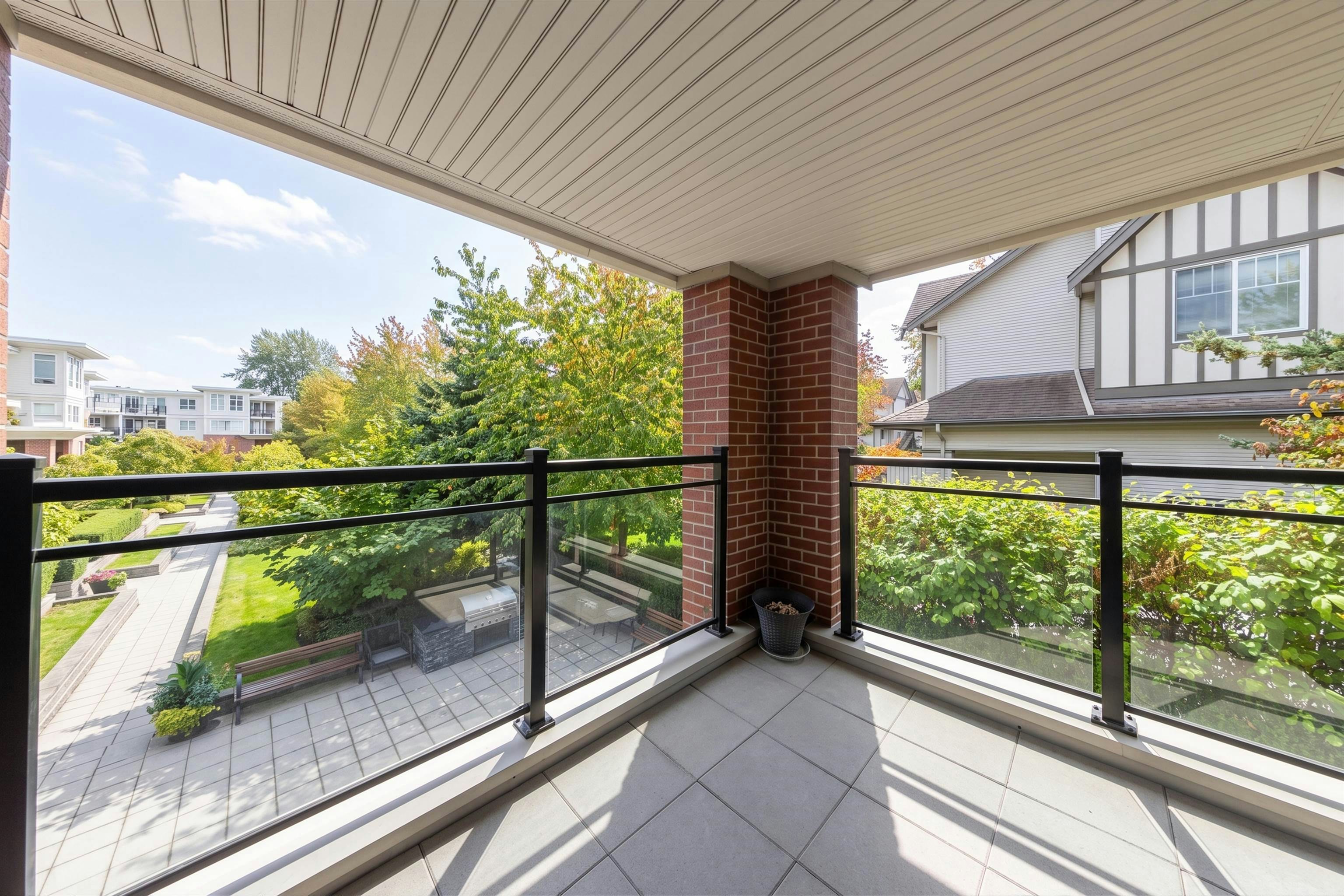 205-2940 King George Boulevard, Surrey, BC, V4P 1A2 - 26