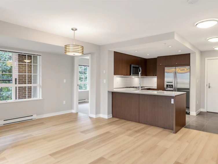 205-2940 King George Boulevard, Surrey, BC, V4P 1A2 - 14