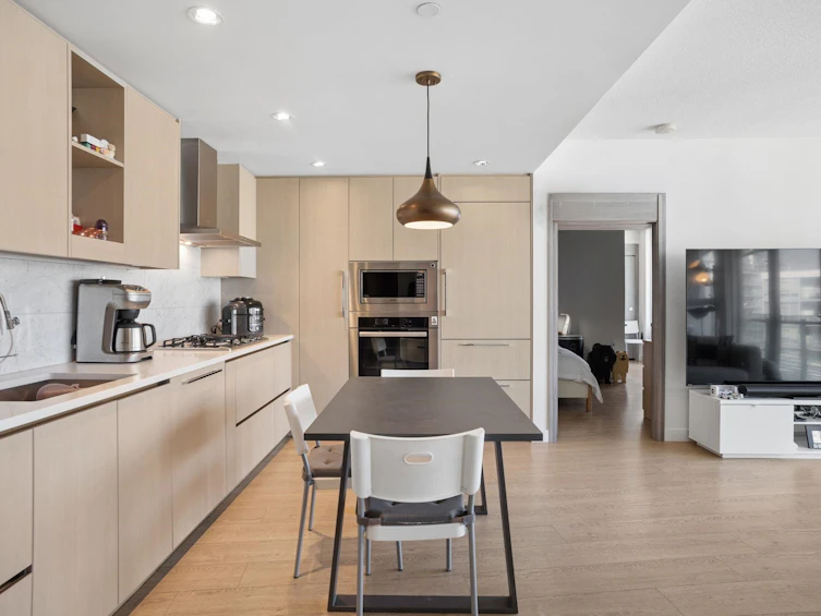 2401-89 Nelson Street, Vancouver, BC, V6Z 0E7 - 9