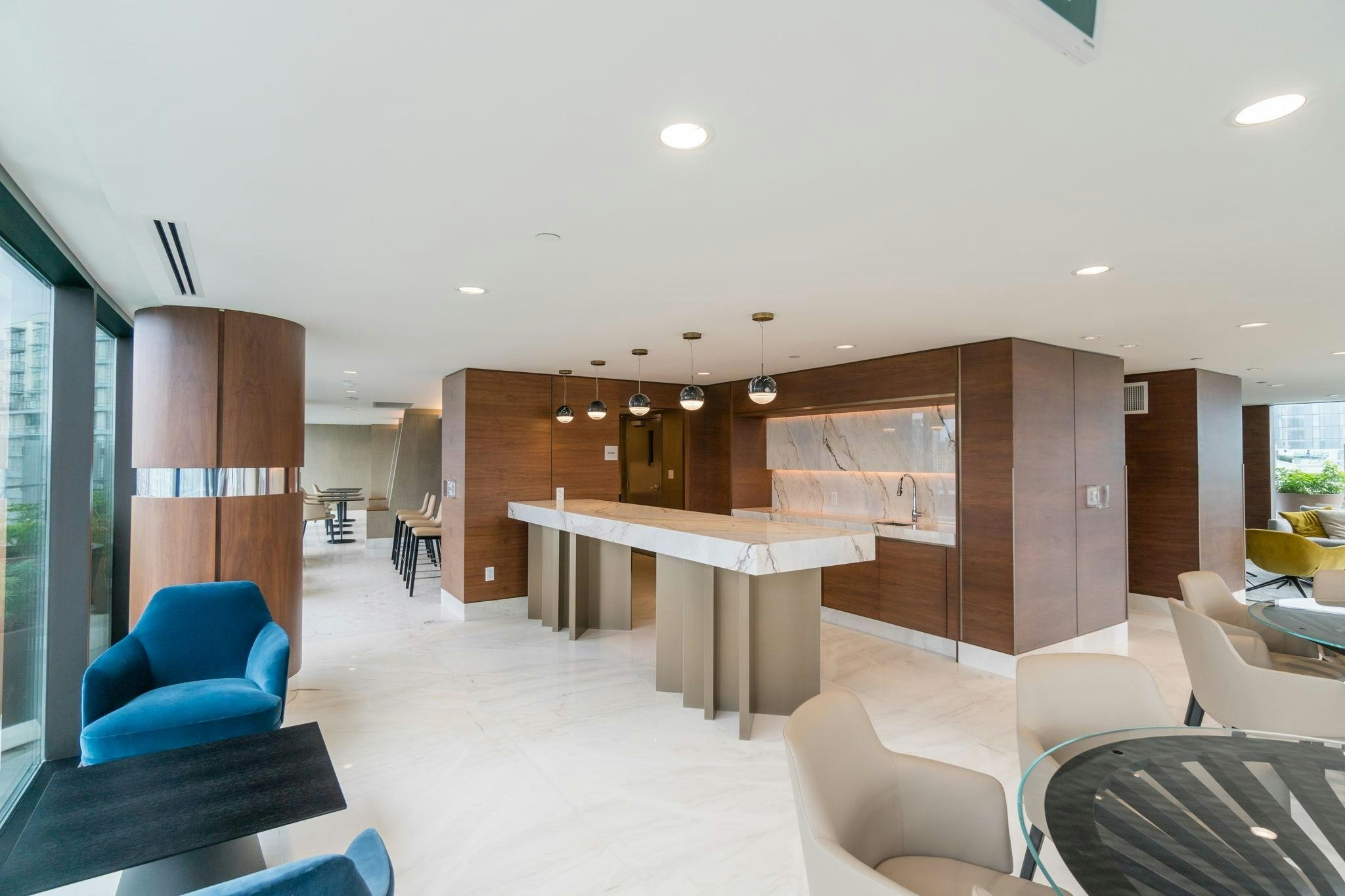 2401-89 Nelson Street, Vancouver, BC, V6Z 0E7 - 37