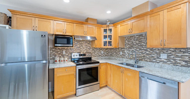5422 Norfolk Street, Burnaby, BC, V5G 1G2 - 4