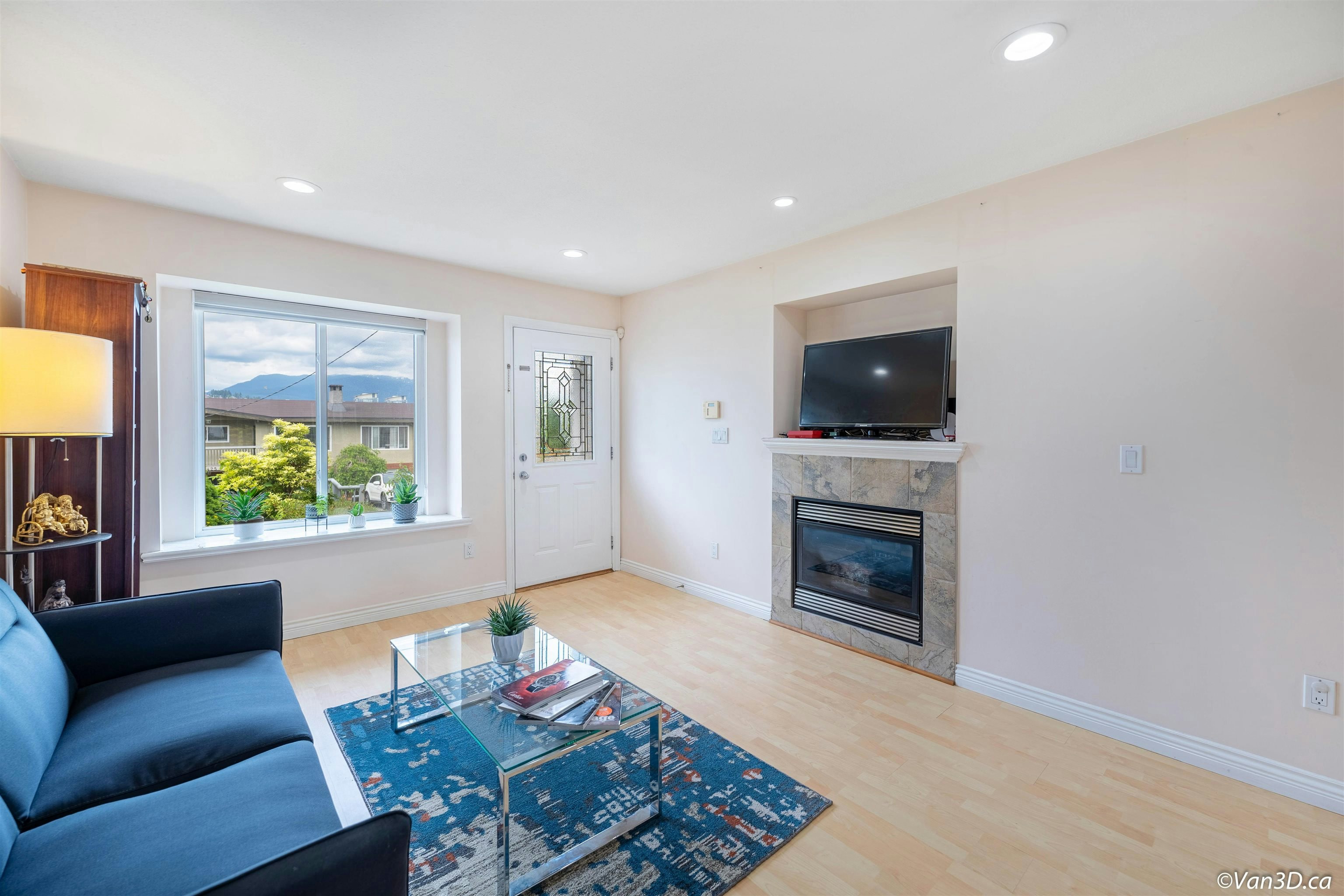 5422 Norfolk Street, Burnaby, BC, V5G 1G2 - 3
