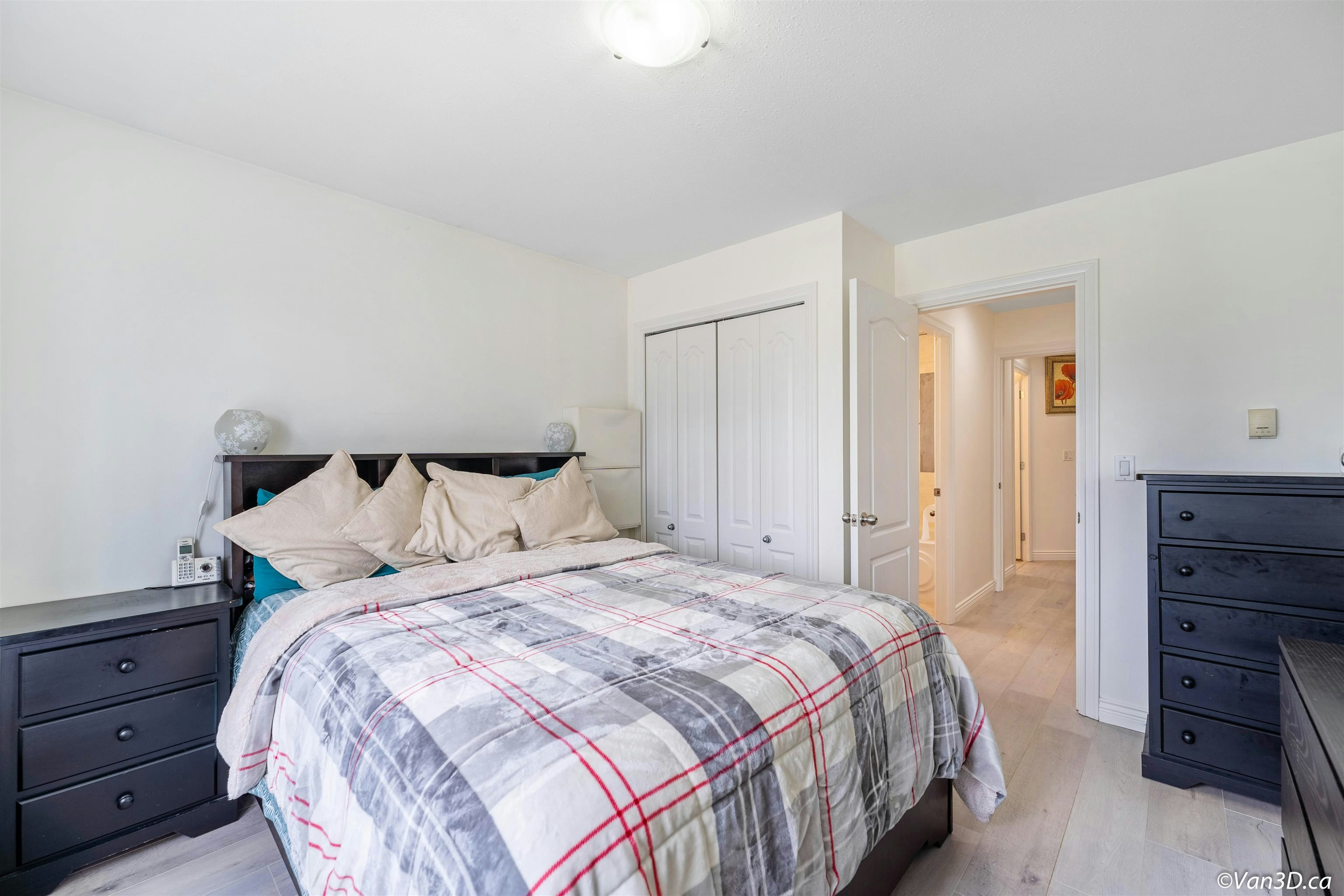 5422 Norfolk Street, Burnaby, BC, V5G 1G2 - 8
