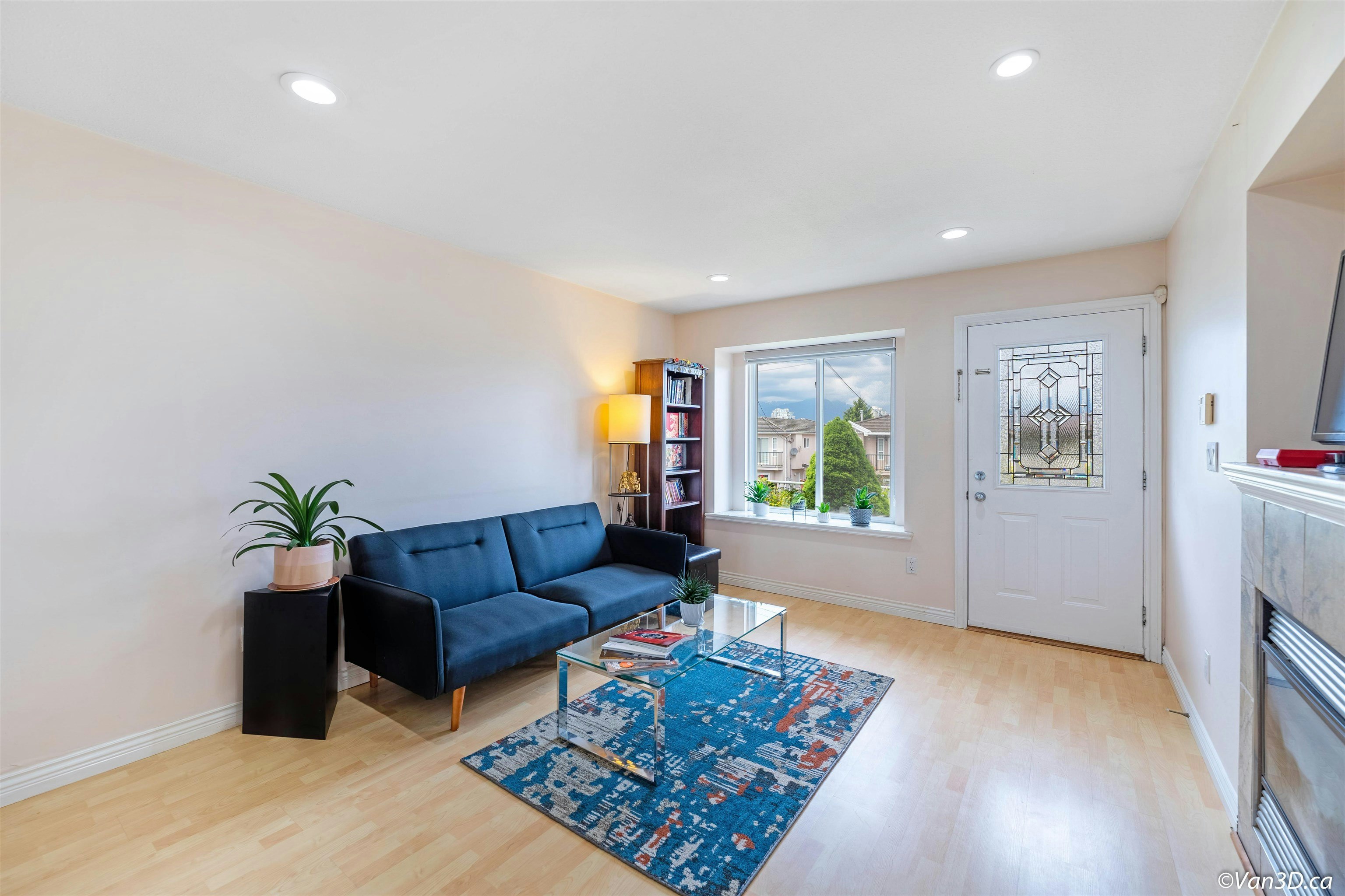 5422 Norfolk Street, Burnaby, BC, V5G 1G2 - 2
