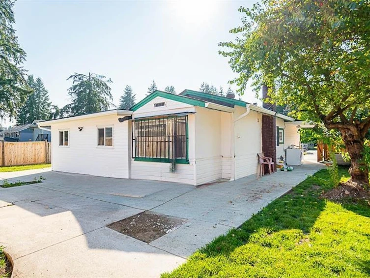 10064 127b Street, Surrey, BC, V3V 5M3