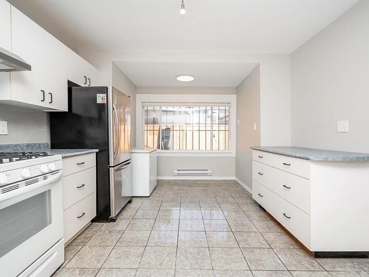 10064 127b Street, Surrey, BC, V3V 5M3 - 6