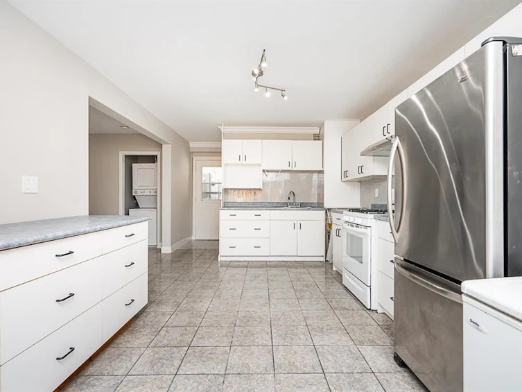 10064 127b Street, Surrey, BC, V3V 5M3 - 7