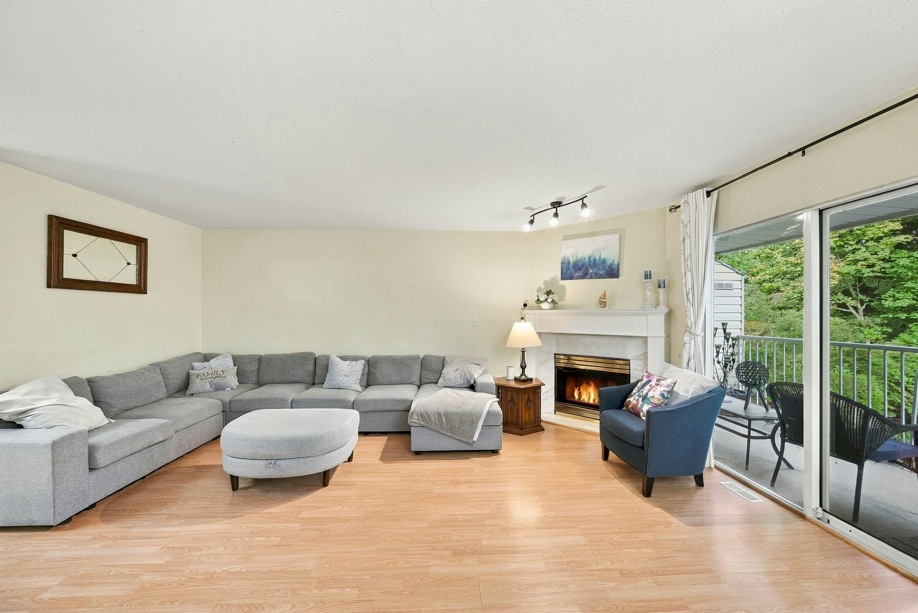 6-32339 7 Avenue - 4