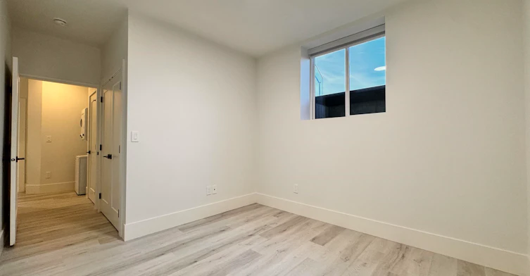 B1-4018 Nithsdale Street, Burnaby, BC, V5G 1P6 - 5