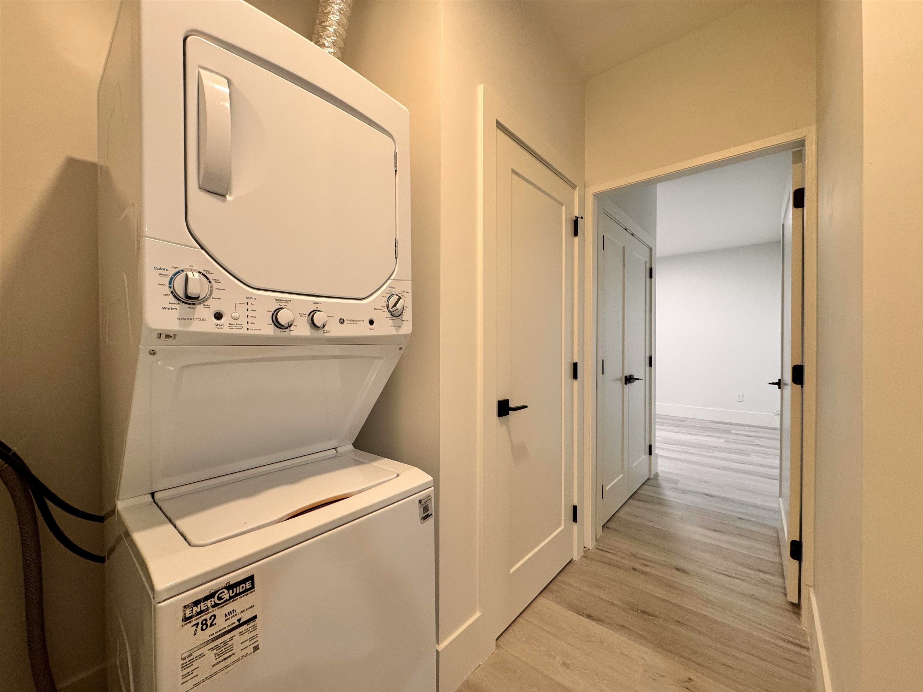 B1-4018 Nithsdale Street, Burnaby, BC, V5G 1P6 - 7