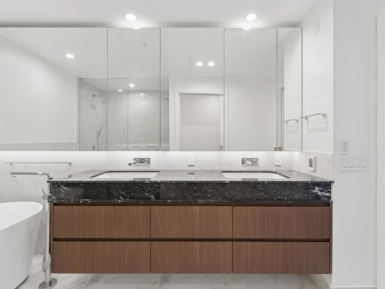 101-3668 W 10th Avenue, Vancouver, BC, V6R 0G4 - 23
