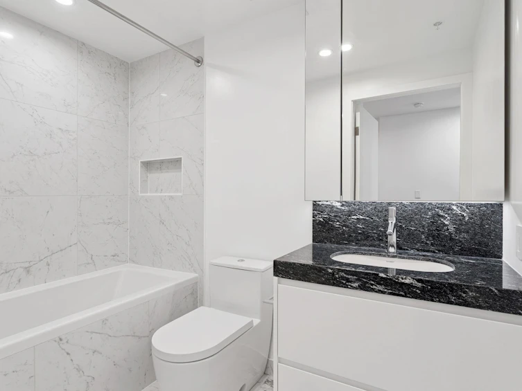 101-3668 W 10th Avenue, Vancouver, BC, V6R 0G4 - 26