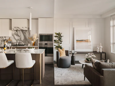 101-3668 W 10th Avenue - 3
