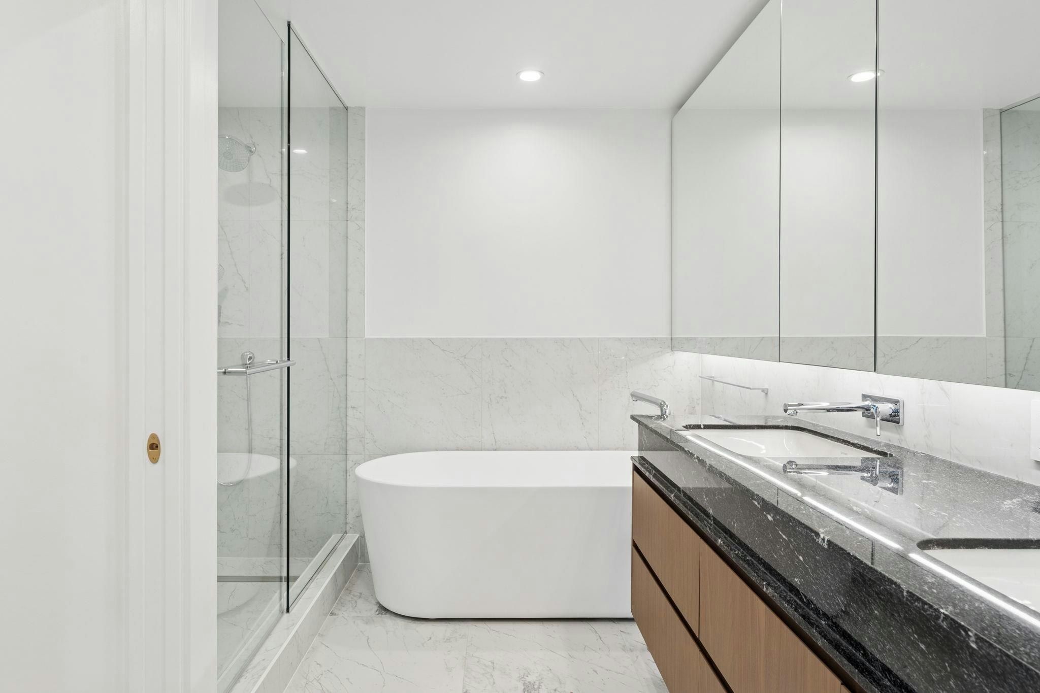 101-3668 W 10th Avenue, Vancouver, BC, V6R 0G4 - 21