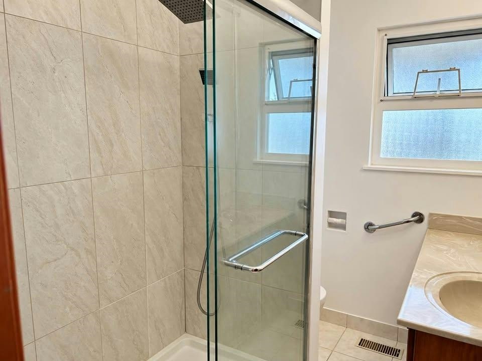 3134 E 45 Avenue, Vancouver, BC, V5R 3E1 - 10