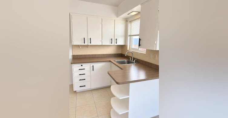 3134 E 45 Avenue, Vancouver, BC, V5R 3E1 - 4