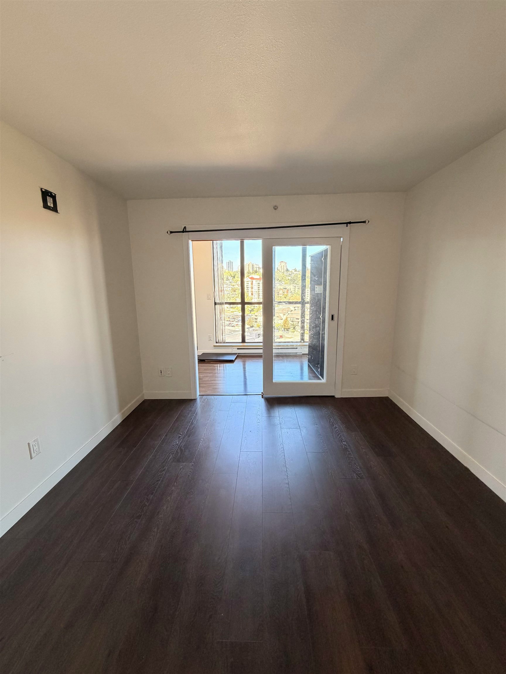 1 Renaissance Square, New Westminster, BC, V3M 0B6 - 16