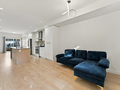 25-22810 113 Avenue - 5