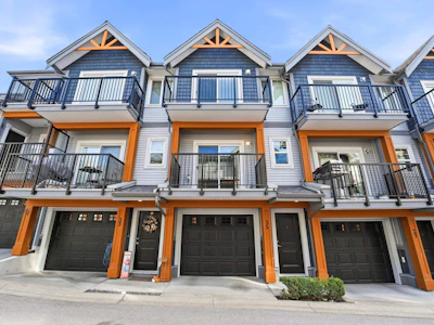 25-22810 113 Avenue - 2